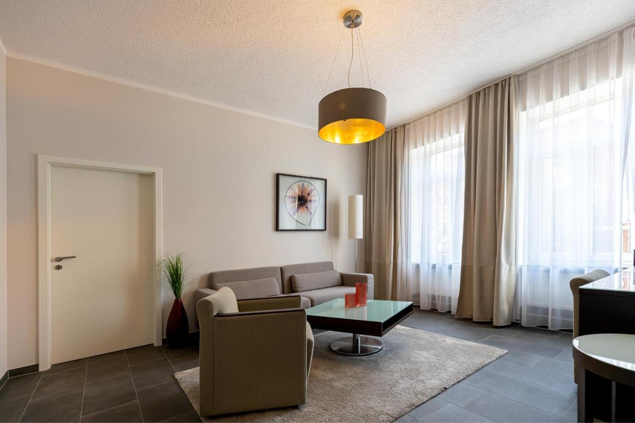 Hotel Garni " Am Domplatz" Erfurt Exteriör bild