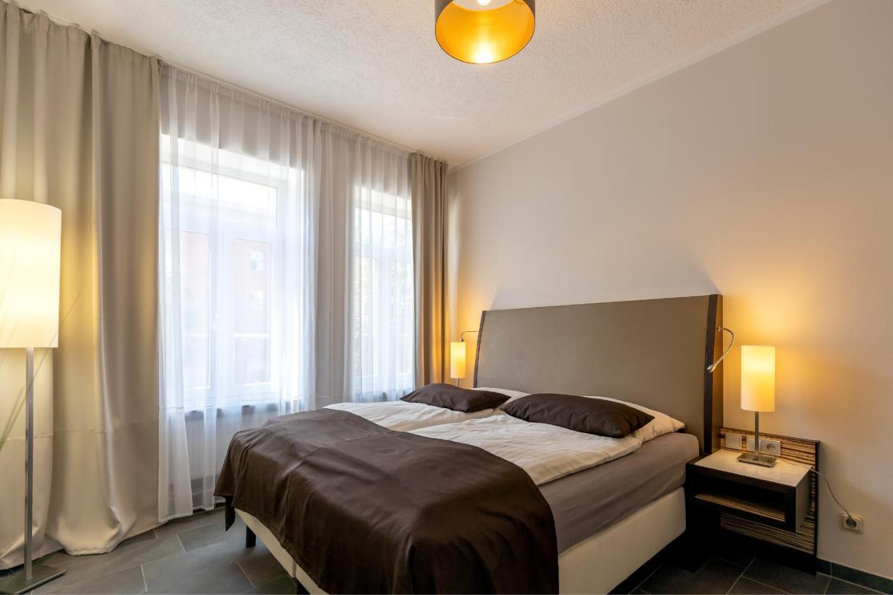 Hotel Garni " Am Domplatz" Erfurt Exteriör bild